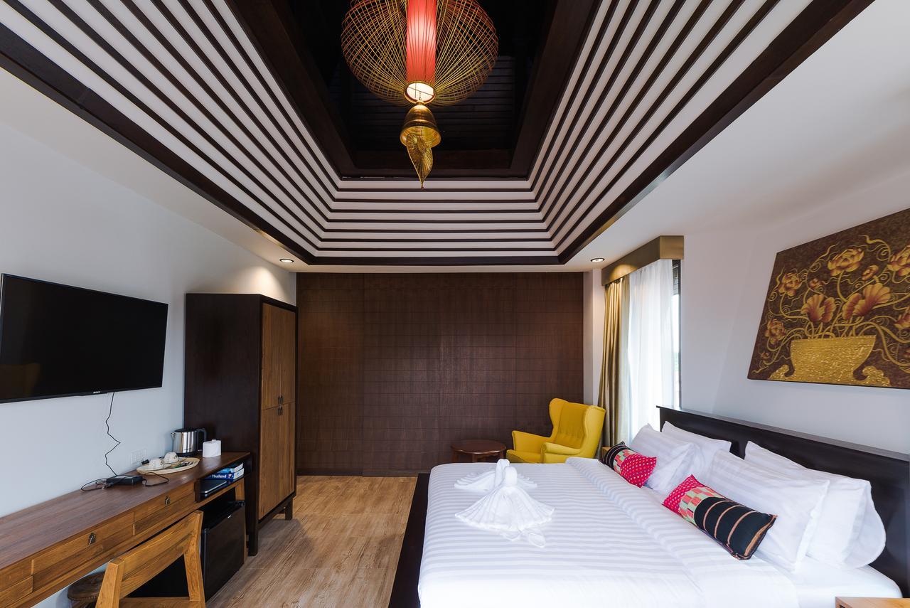 Отель 33 Poshtel (Adults Only) Чиангмай Экстерьер фото