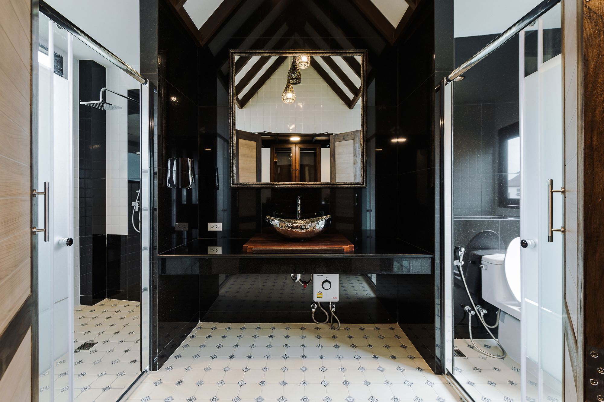 Отель 33 Poshtel (Adults Only) Чиангмай Экстерьер фото