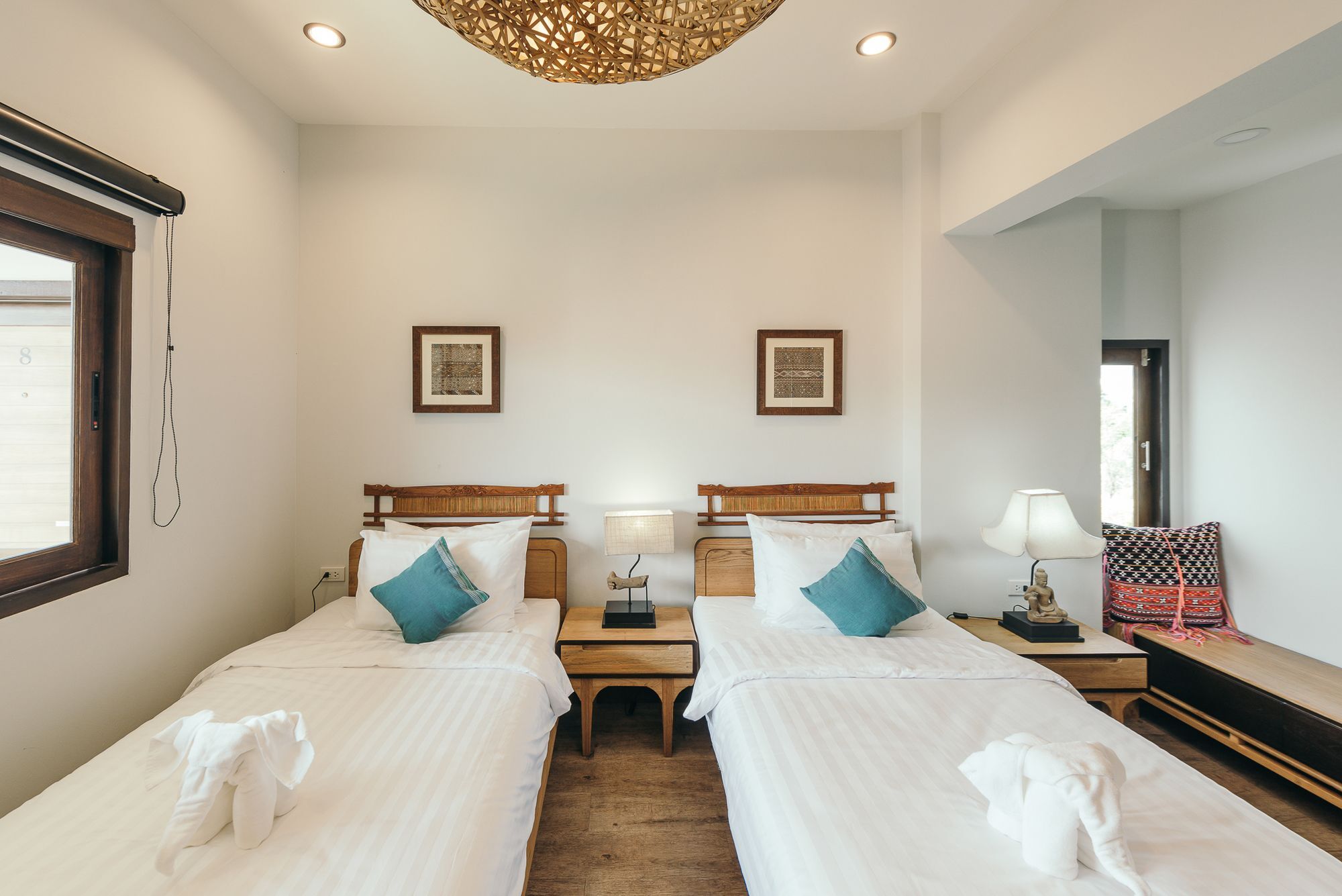Отель 33 Poshtel (Adults Only) Чиангмай Экстерьер фото
